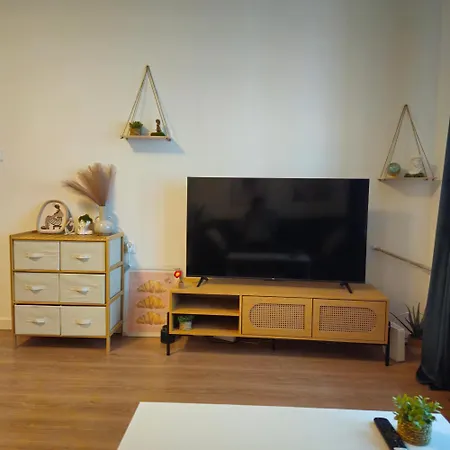 Smulikowskiego Flat 25 アパート ワルシャワ