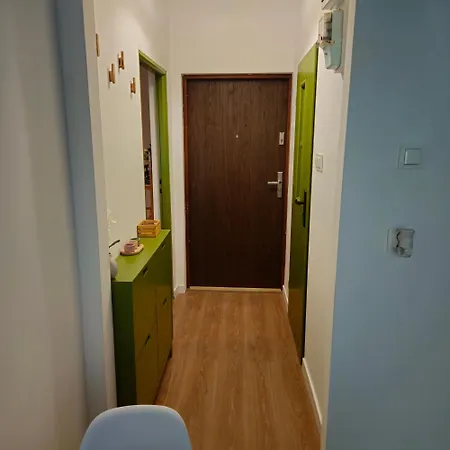 Smulikowskiego Flat 25 *